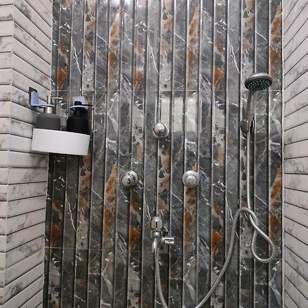 Kollolini Kolkata Bed & Breakfast Dış mekan fotoğraf