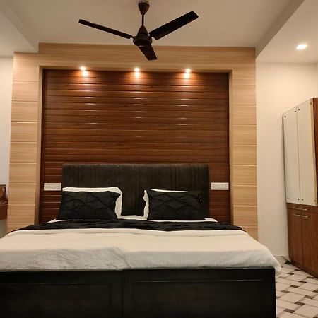 Kollolini Kolkata Bed & Breakfast Dış mekan fotoğraf