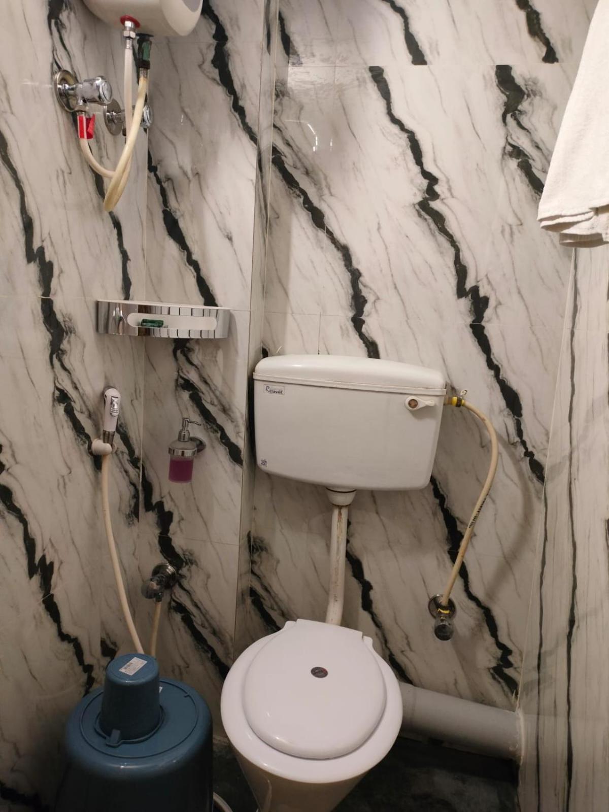 Kollolini Kolkata Bed & Breakfast Dış mekan fotoğraf