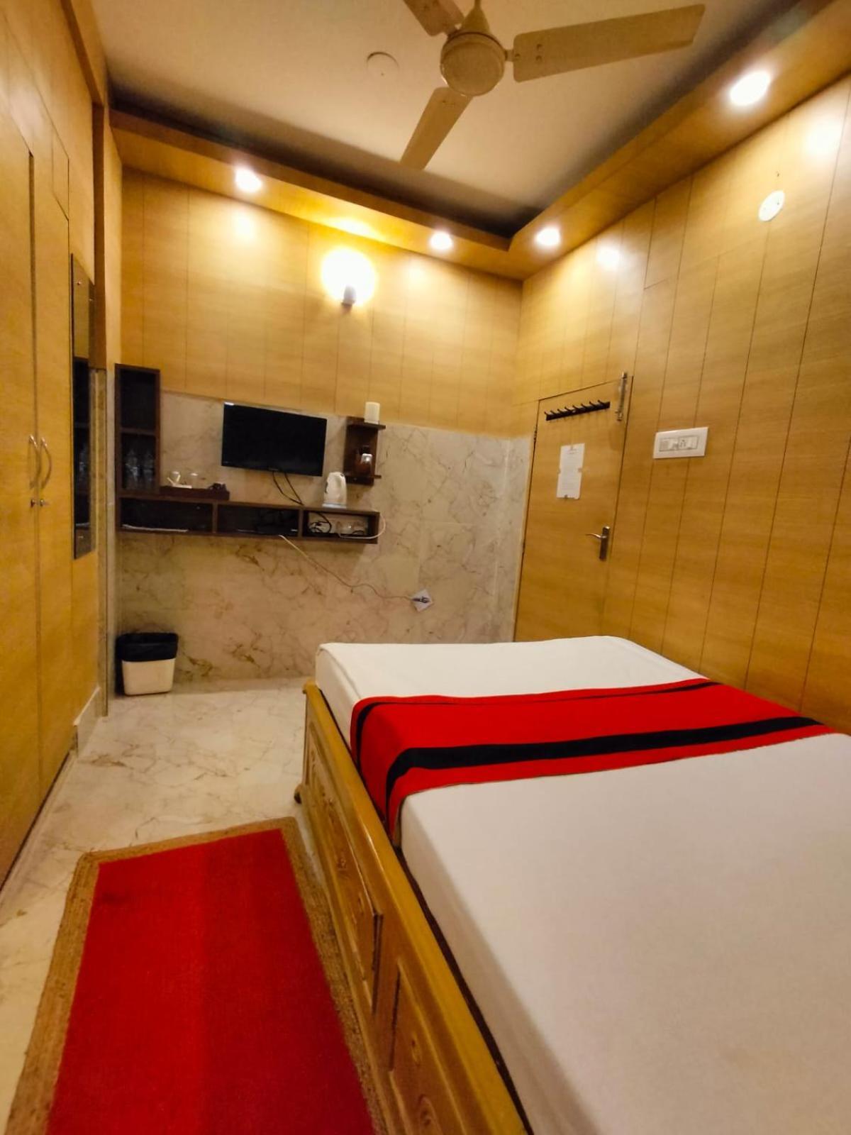 Kollolini Kolkata Bed & Breakfast Dış mekan fotoğraf