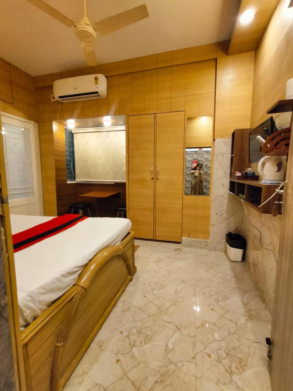 Kollolini Kolkata Bed & Breakfast Dış mekan fotoğraf
